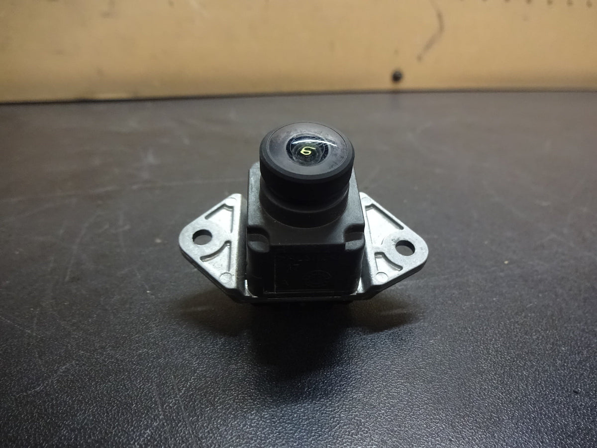 Pre-Owned 2020 Jeep Grand Cherokee Rear Lift Gate Mounted Camera OEM (Good)
