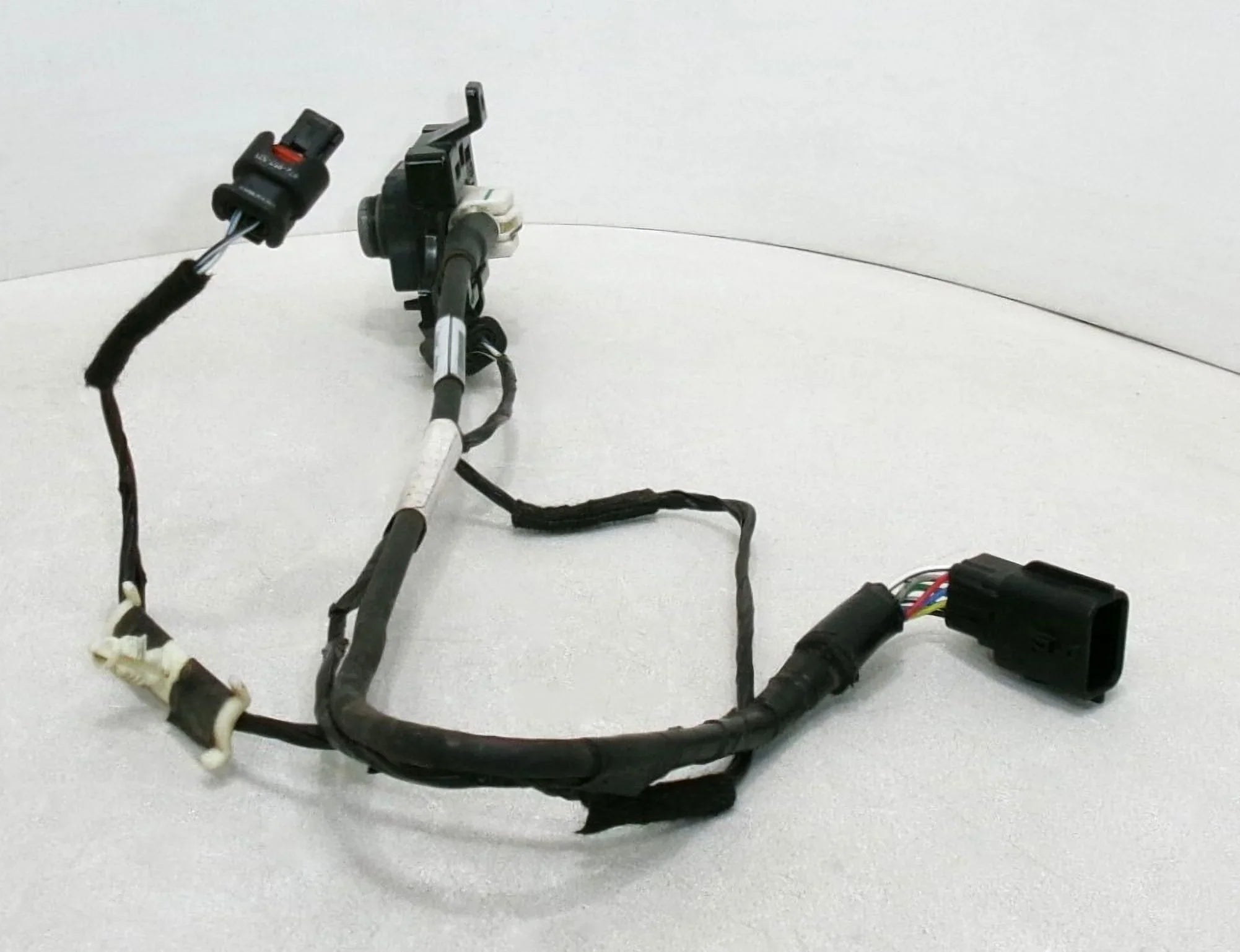 Pre-Owned 2019 Jeep Compass Rear View Backup Camera 04672771AB 69K OEM (Good)