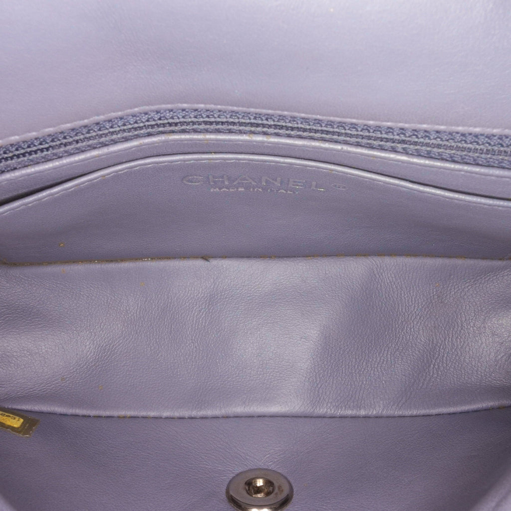 Pre-Owned Authenticated Chanel Mini Classic Lambskin Rectangular Single Flap Leather Gray Crossbody Bag Unisex (Fair)