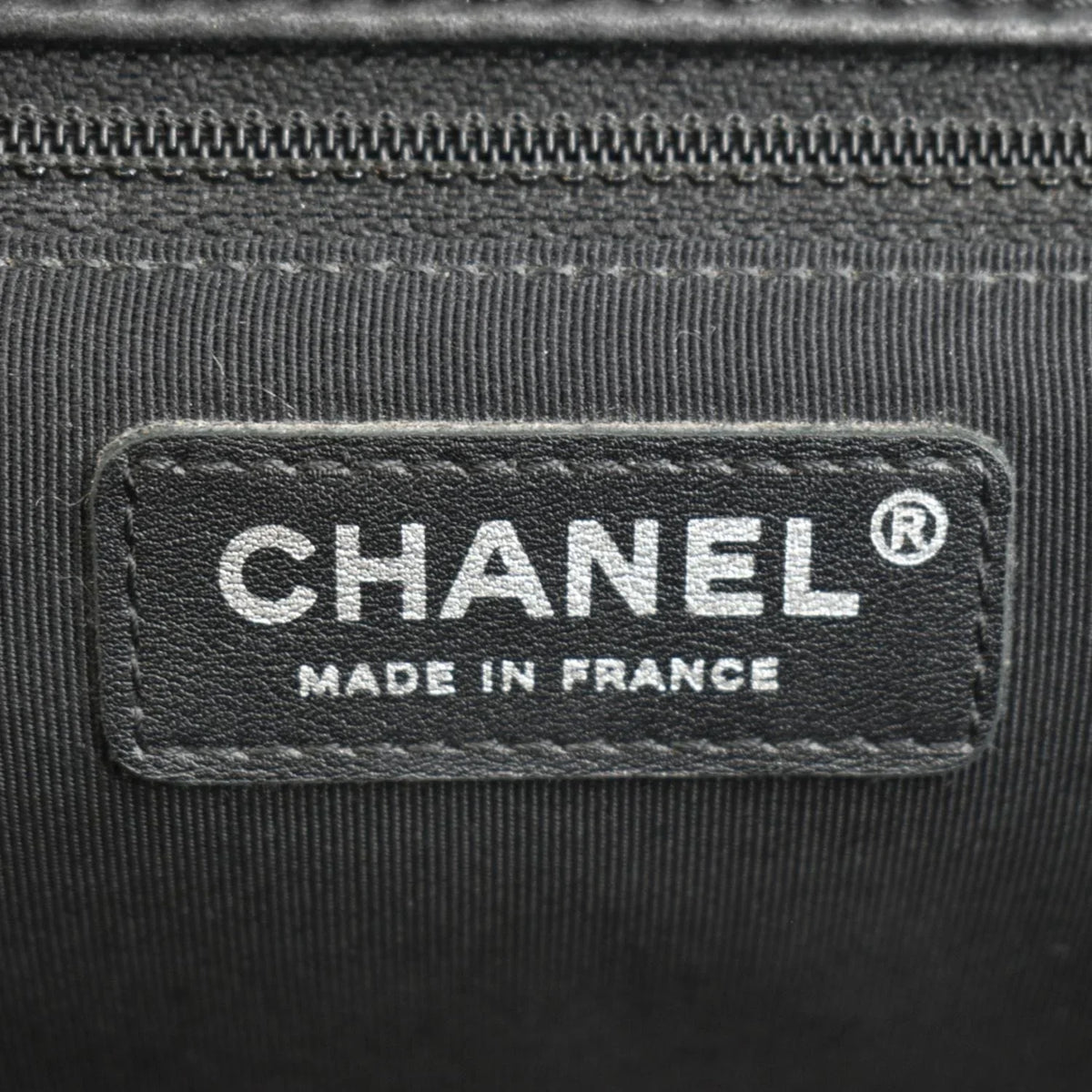 Pre-Owned CHANEL Surpique Chevron Medium Lambskin Leather Flap Crossbody Bag Black