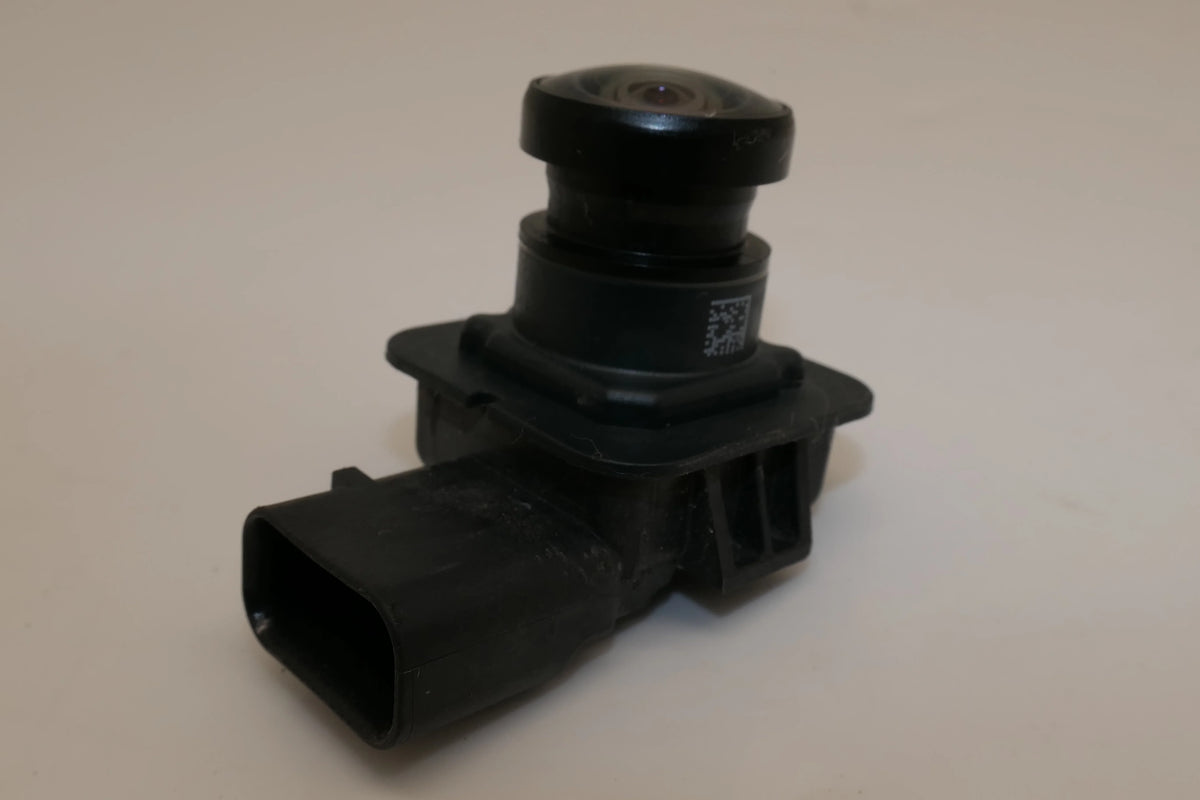 Pre-Owned 2018-2020 Ford Fusion Rear View Back Up Camera OEM (Good)