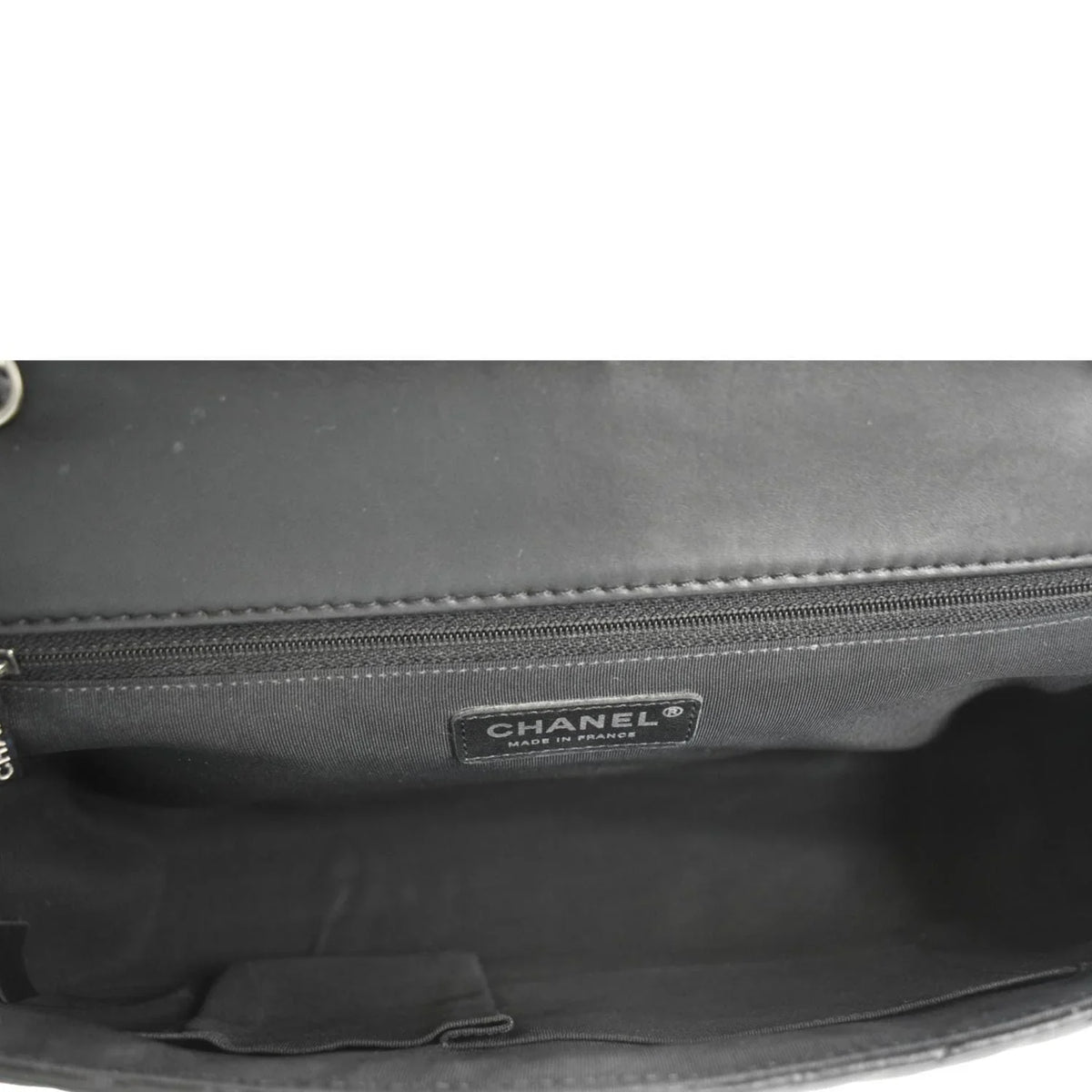 Pre-Owned CHANEL Surpique Chevron Medium Lambskin Leather Flap Crossbody Bag Black